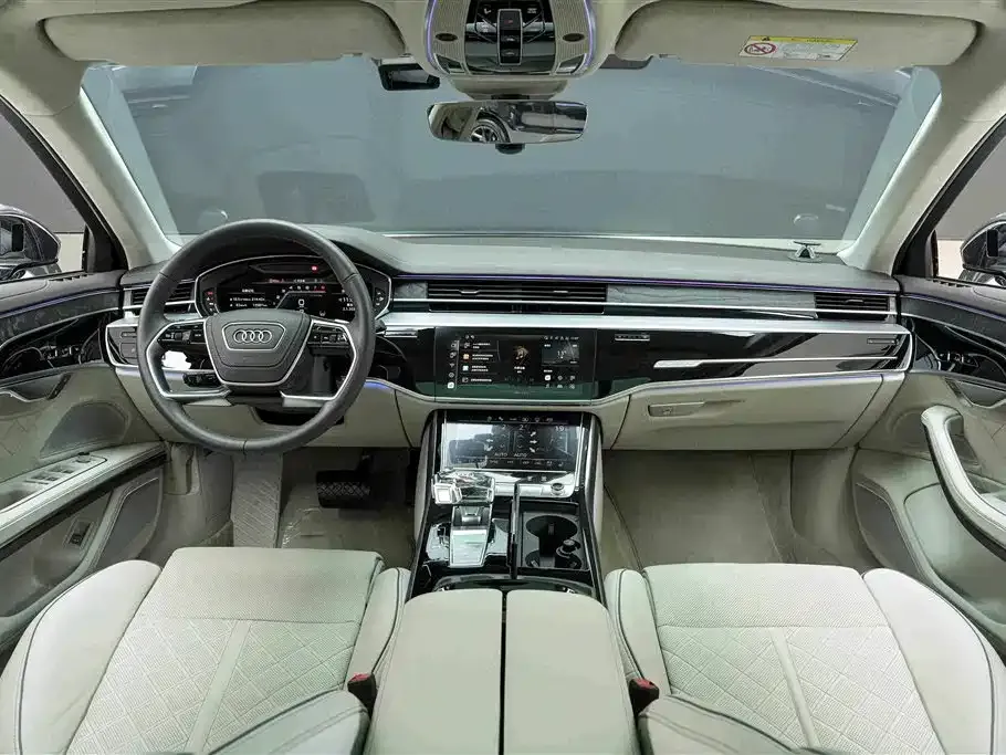 Audi A8 — фото 10