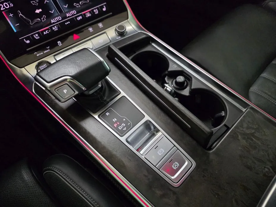 Audi A7 — фото 8