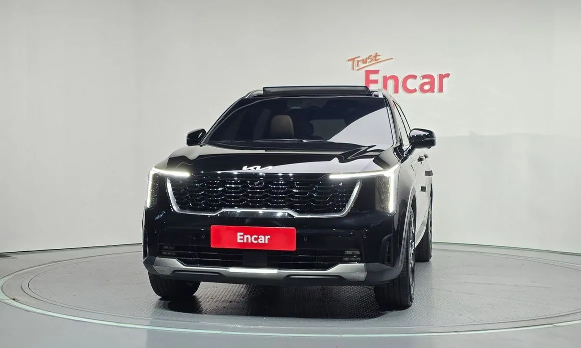 Kia Sorento — фото 8