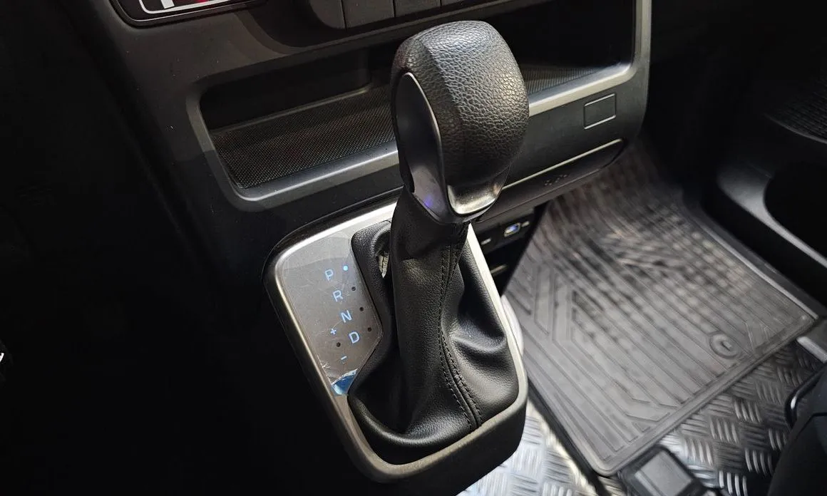 Hyundai Staria — фото 9