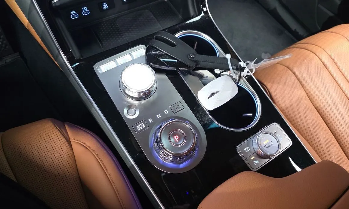 Genesis GV80 — фото 10