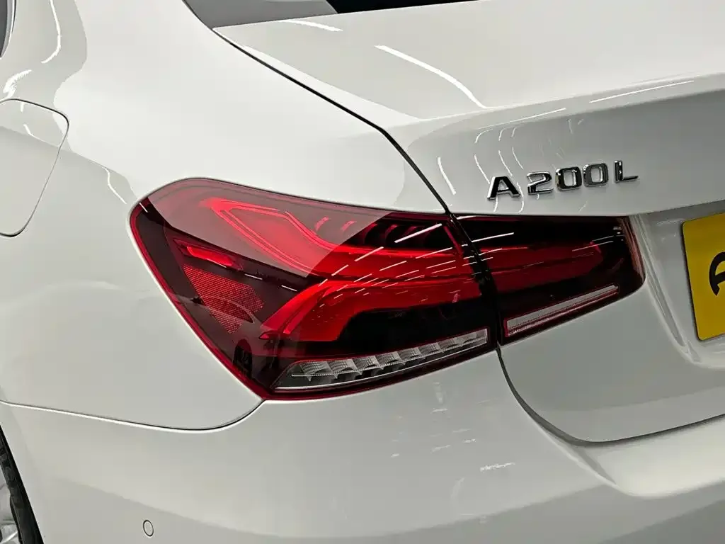 Mercedes-Benz A-Class — фото 10