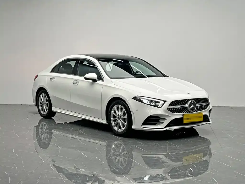 Mercedes-Benz A-Class — фото 8