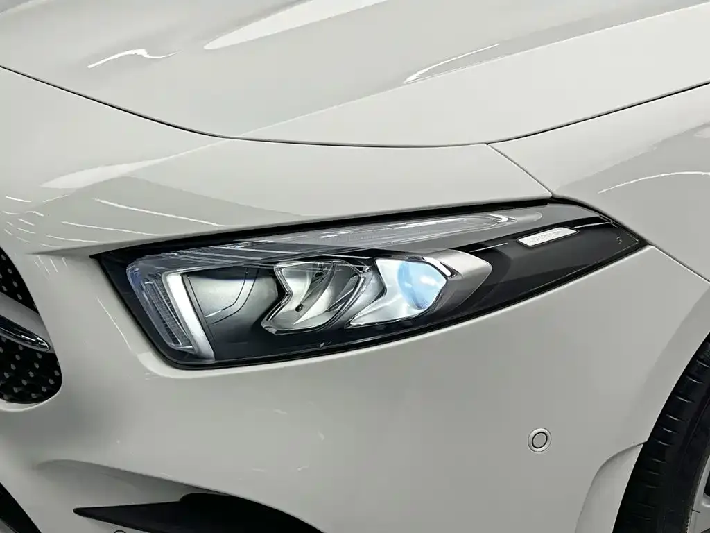 Mercedes-Benz A-Class — фото 4