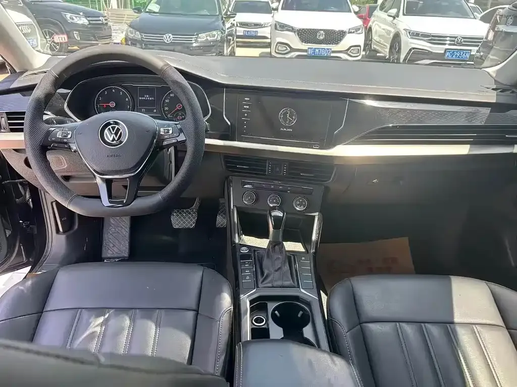 Volkswagen Passat 2021 из CN, фото 7