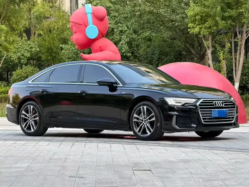Audi A6L — фото 10