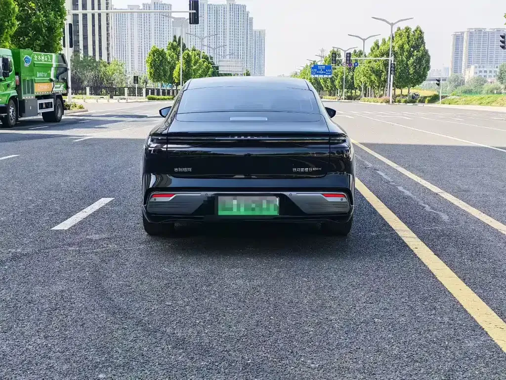 Geely Galaxy Xingyao 8 2025 из CN, фото 9