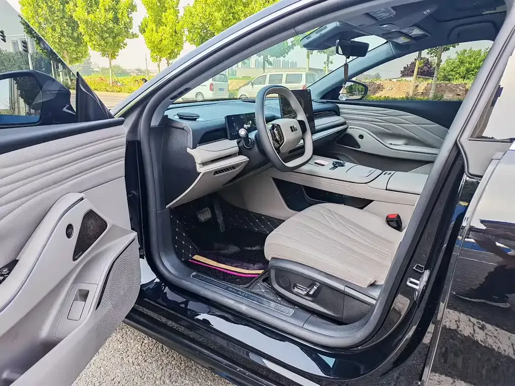 Geely Galaxy Xingyao 8 2025 из CN, фото 5