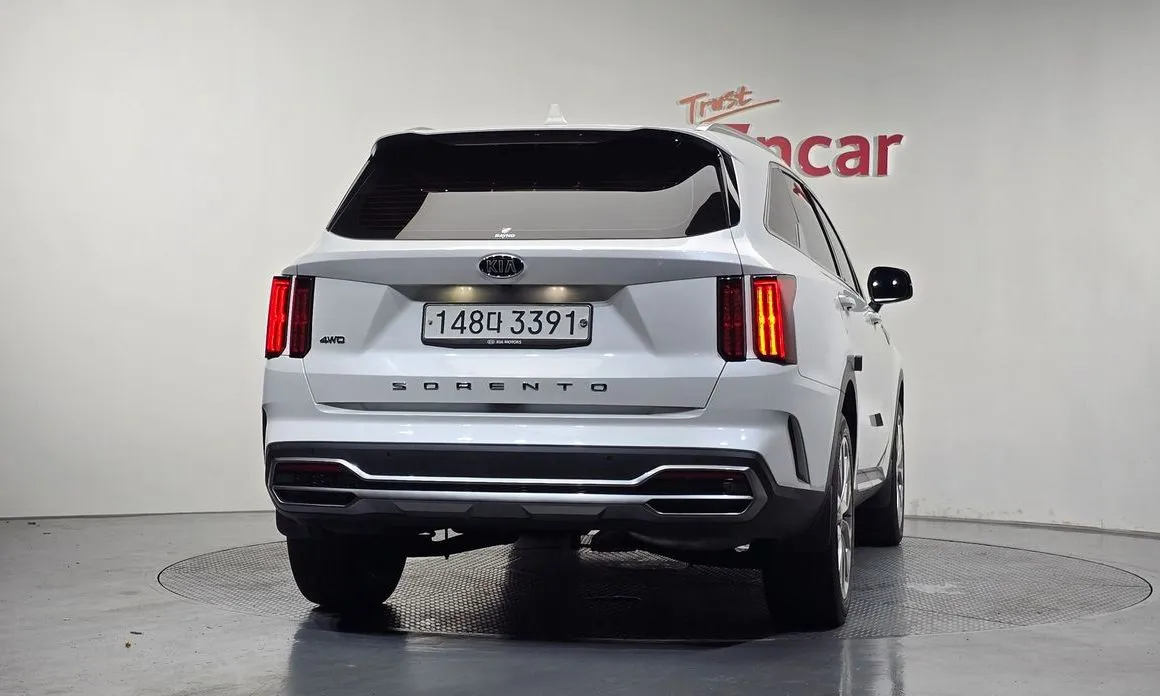 Kia Sorento — фото 5