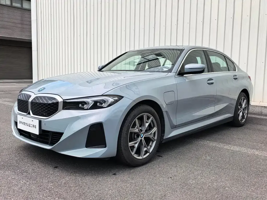 BMW i3 — фото 1