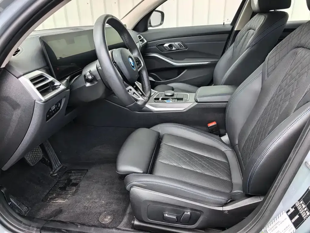 BMW i3 — фото 6