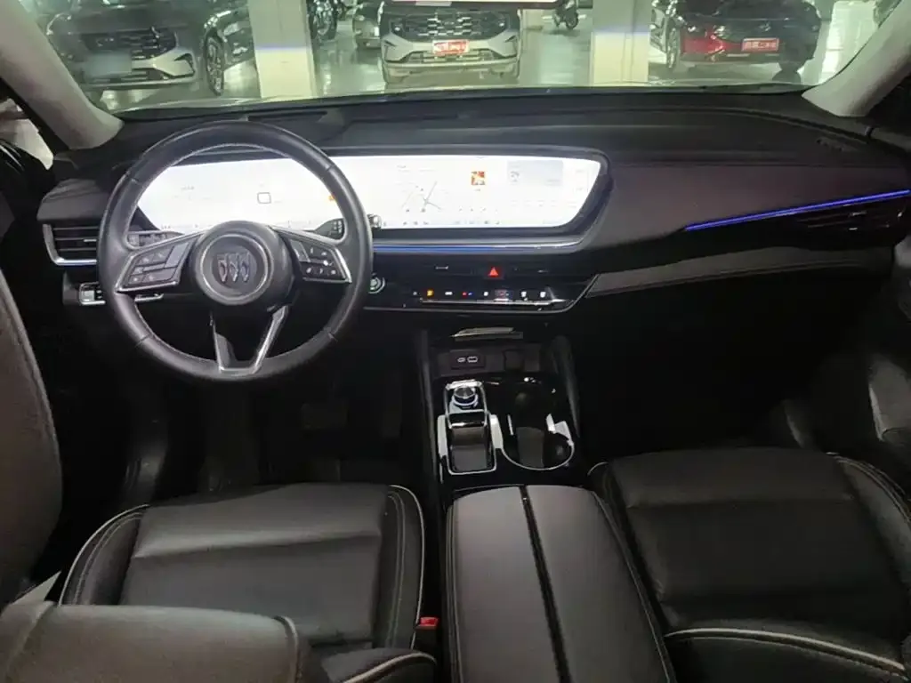 Buick Envision Plus — фото 10