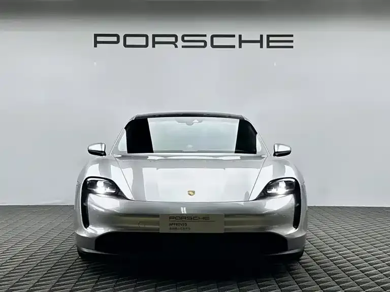 Porsche Taycan — фото 2