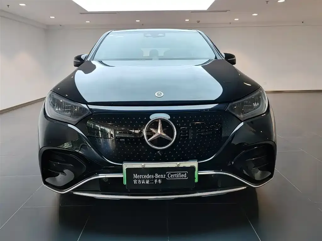 Mercedes-Benz EQE SUV — фото 2