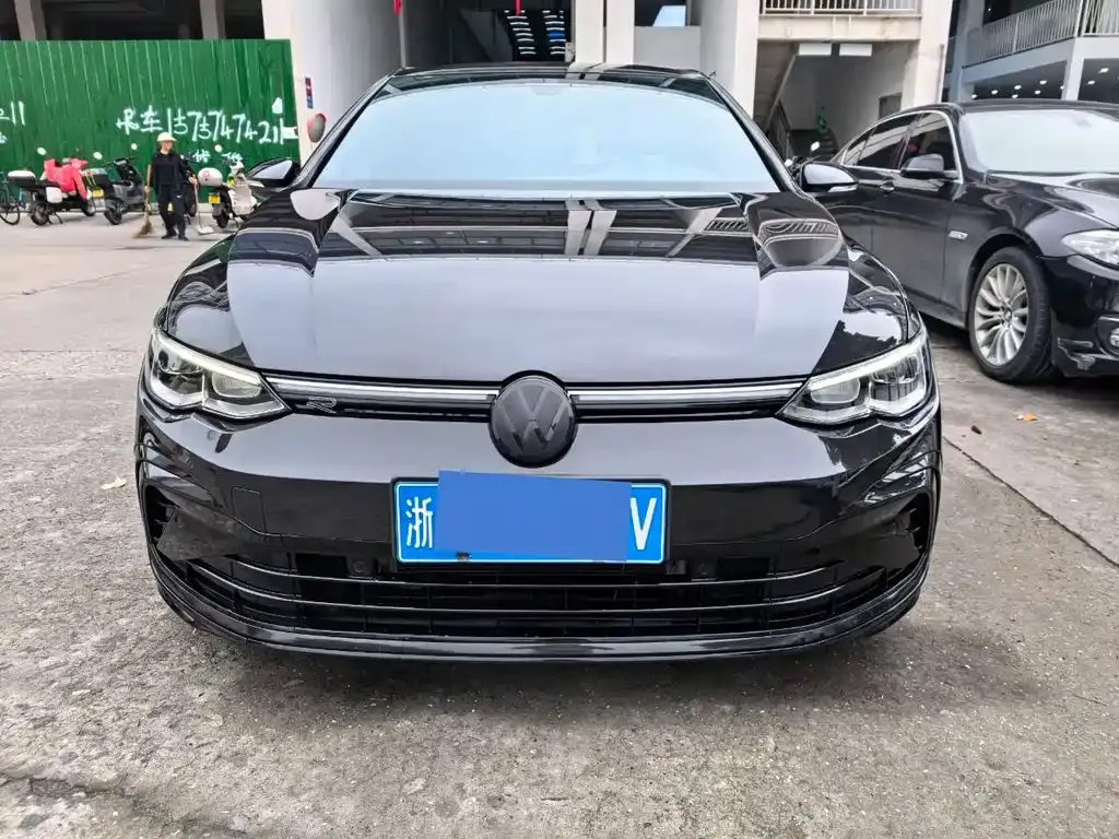 Volkswagen Golf 2021 из CN, фото 3