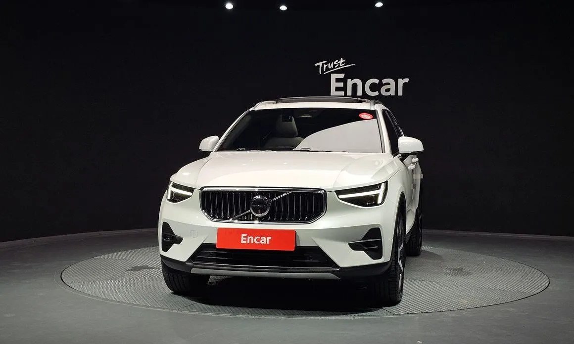 Volvo XC40 2025 из KR, фото 7