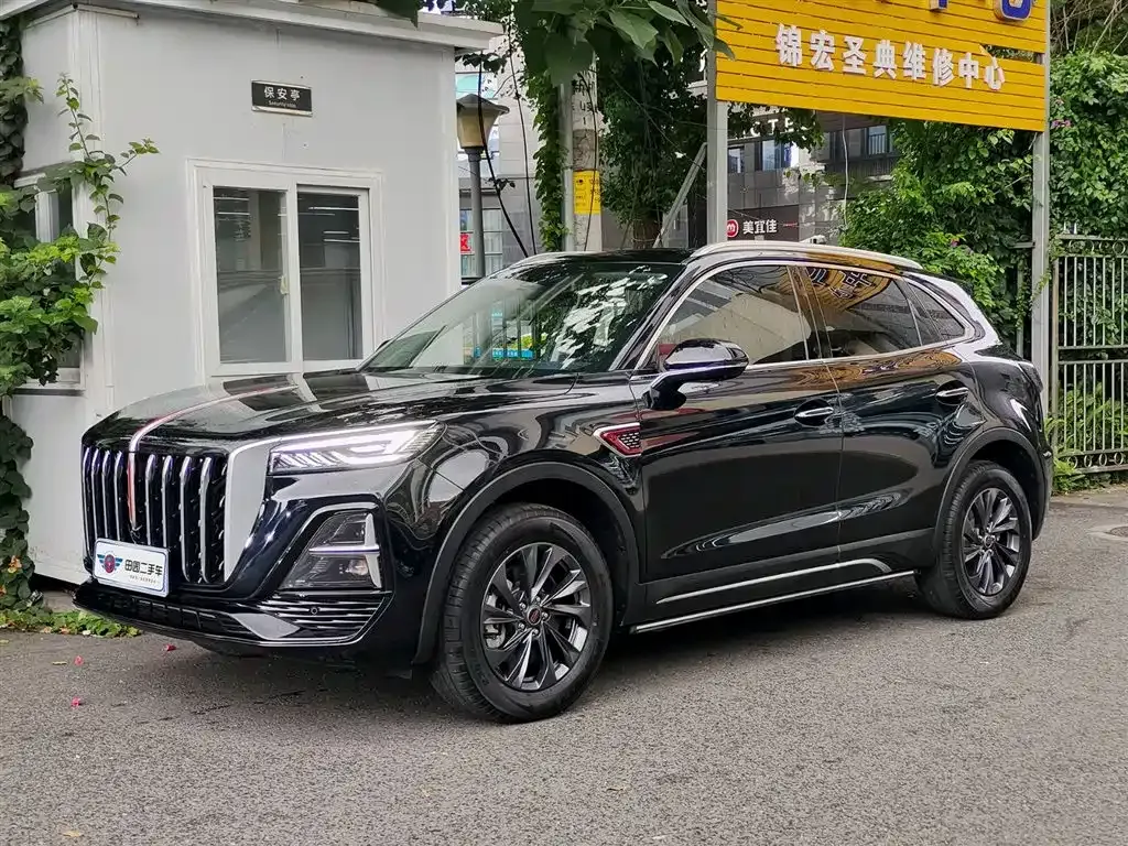 Hongqi HS5 — фото 1