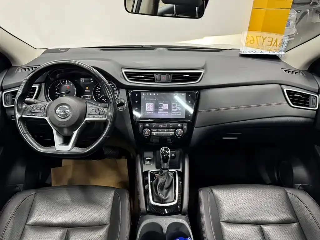 Nissan Qashqai — фото 4