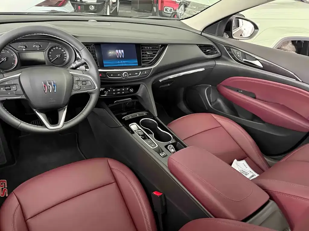 Buick Regal — фото 7