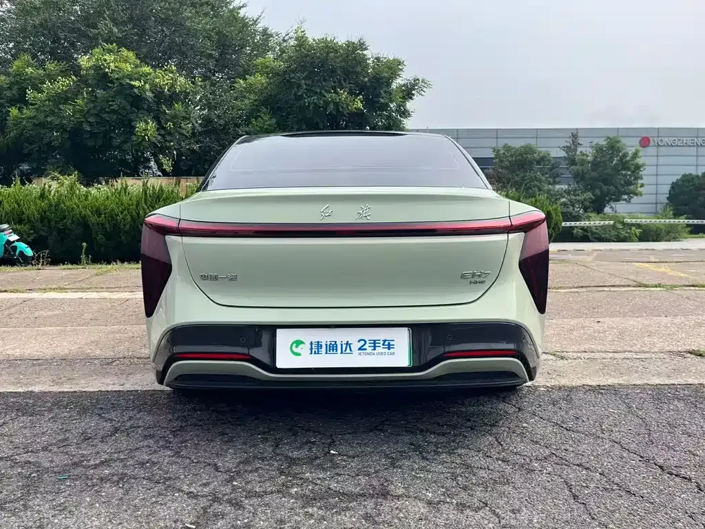 Hongqi EH7 — фото 7