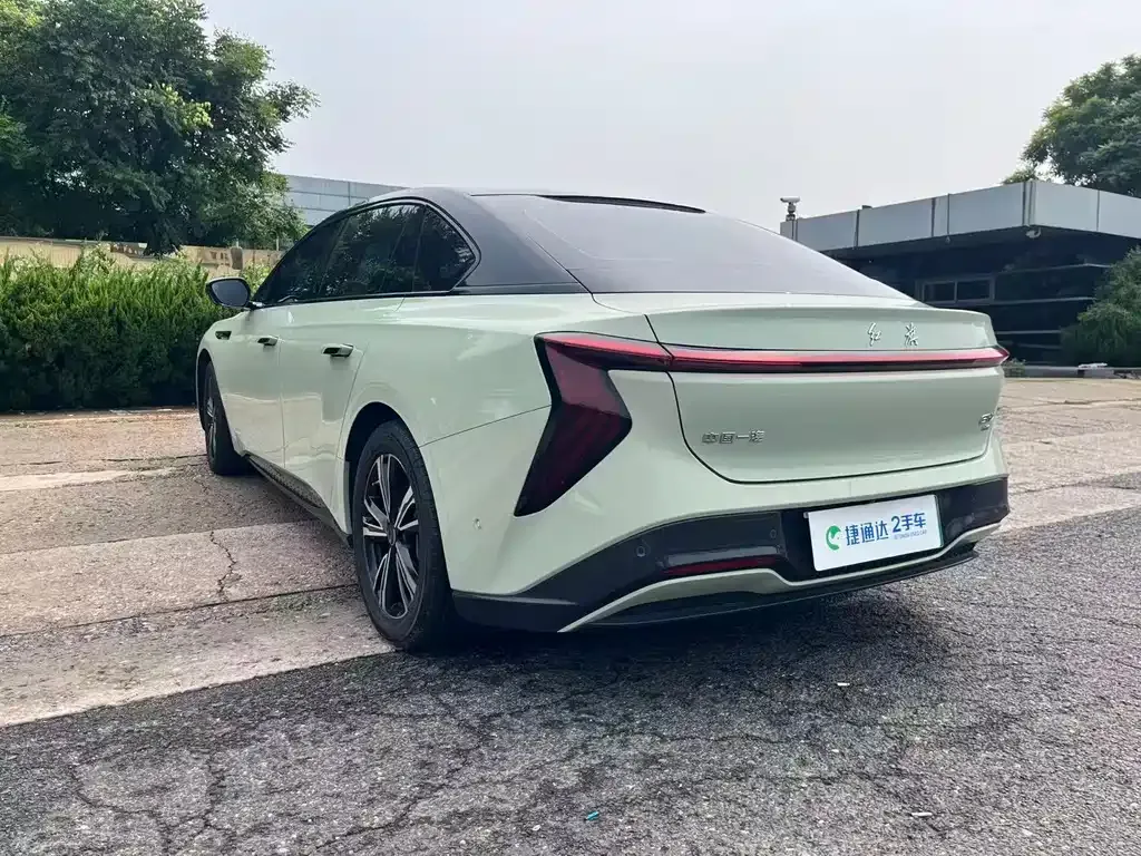 Hongqi EH7 — фото 3