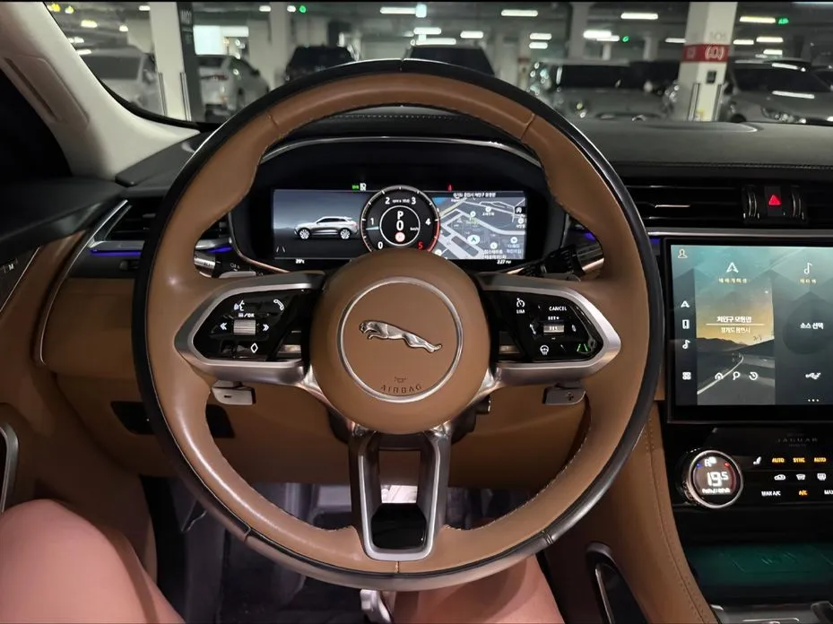 Jaguar F-PACE 2021 из KR, фото 7