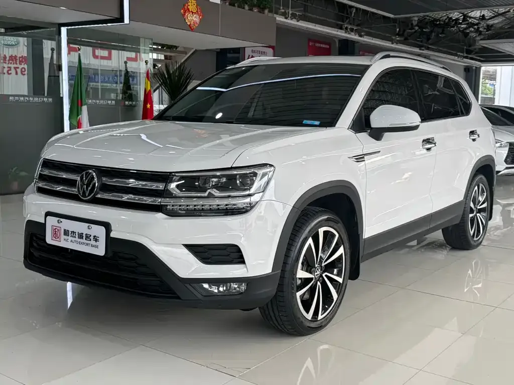 Volkswagen Tharu — фото 3