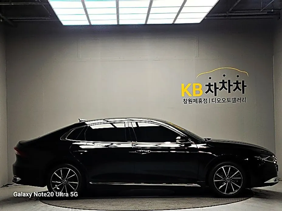 Hyundai Grandeur — фото 2