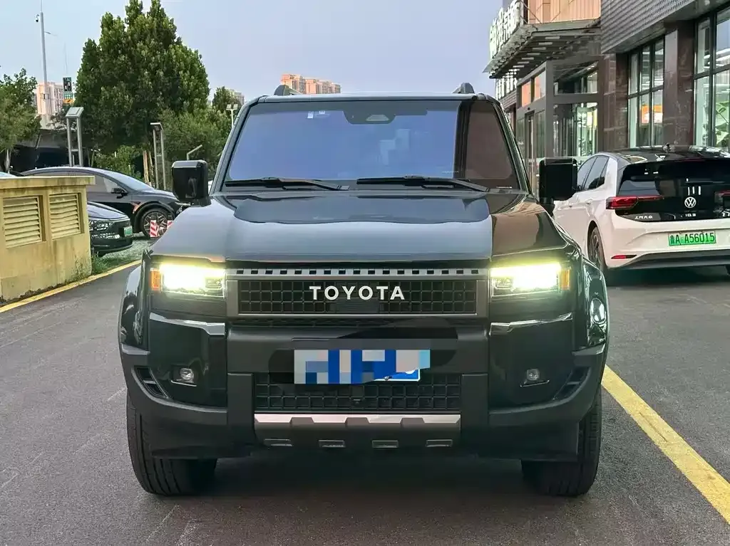 Toyota Prado 2025 из CN, фото 4