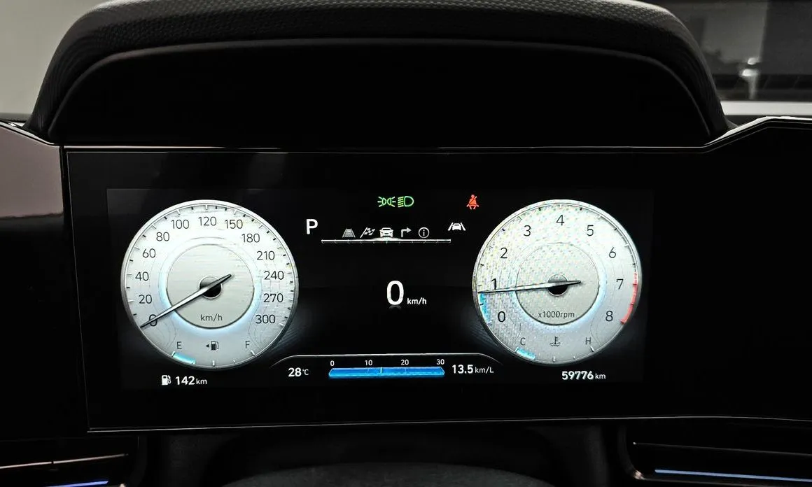 Hyundai AVANTE — фото 10