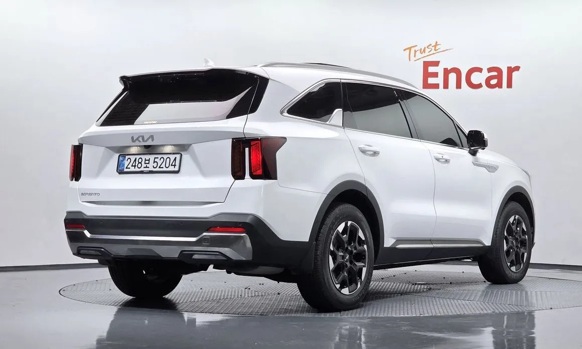 Kia Sorento — фото 4