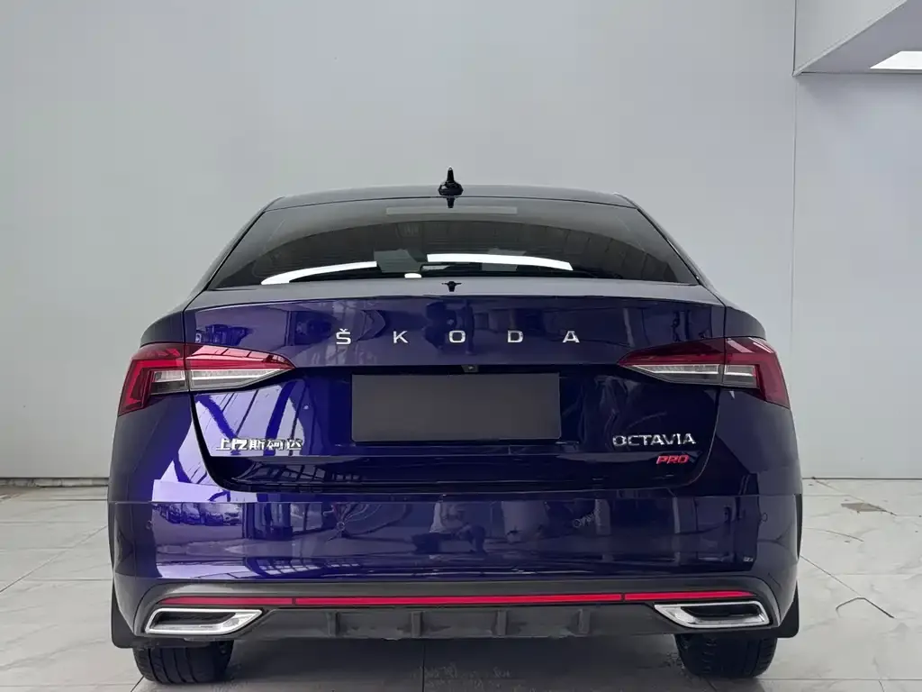 Skoda Octavia — фото 3