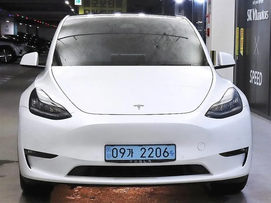 Tesla Model Y — фото 7
