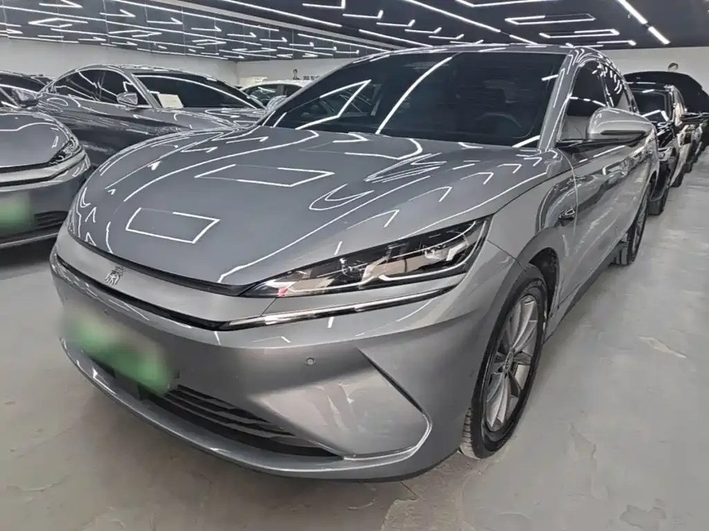 BYD Qin L — фото 9