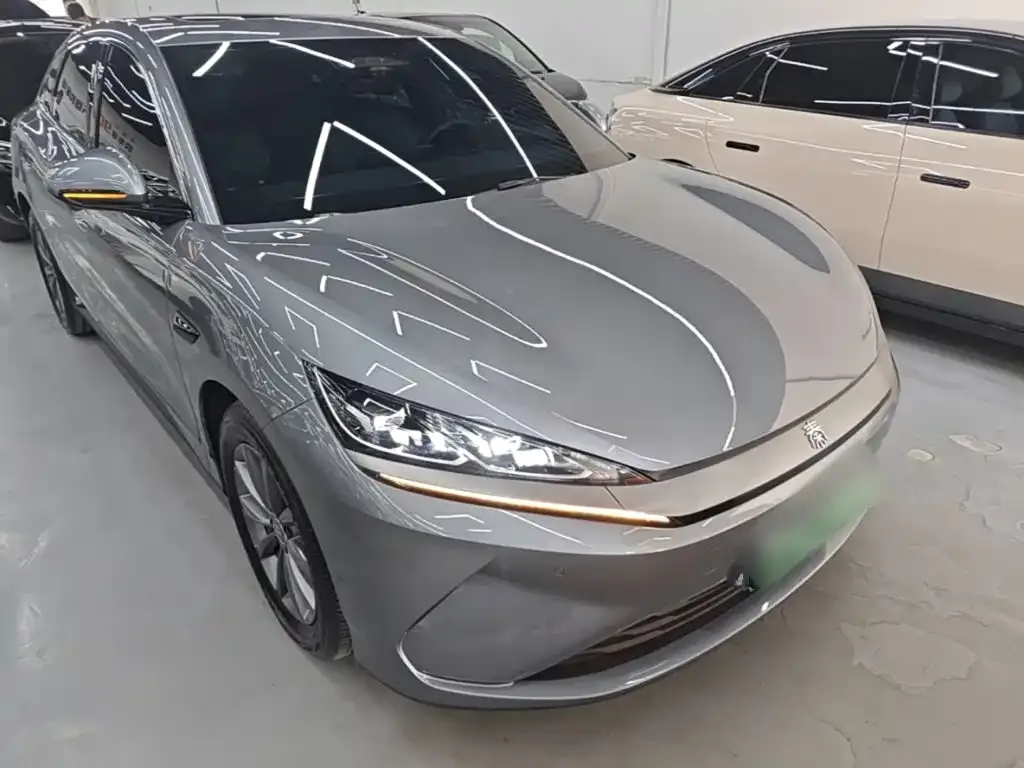 BYD Qin L — фото 8