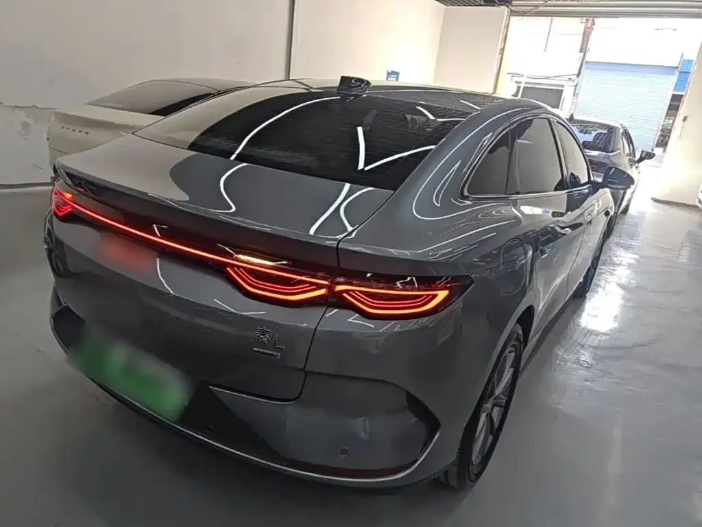 BYD Qin L — фото 10