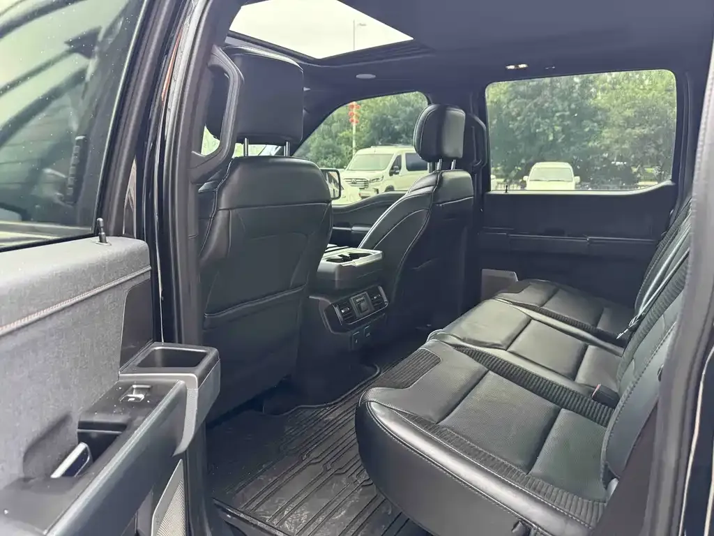 Ford F-150 Raptor — фото 2