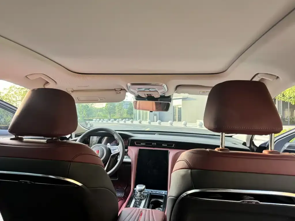Hongqi H5 — фото 2