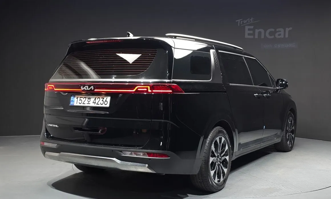 Kia Carnival — фото 3