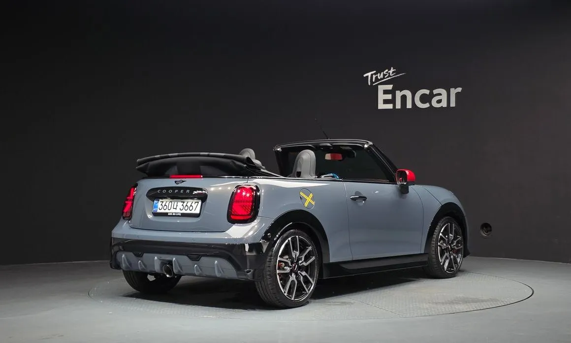 Mini Cooper Convertible — фото 7