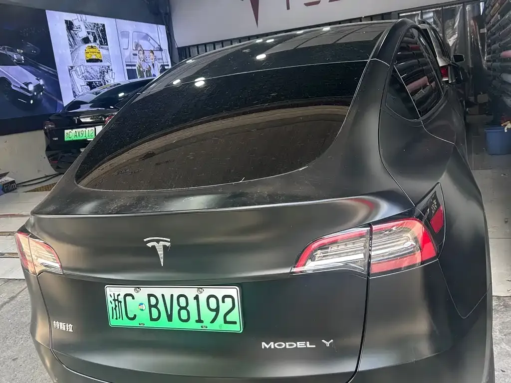 Tesla Model Y — фото 7