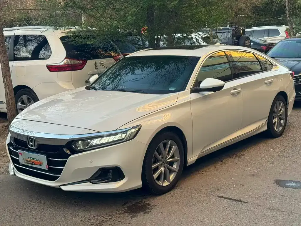 Honda Accord — фото 5