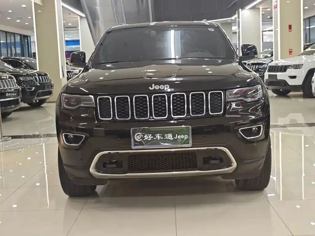 Jeep Grand Cherokee (Import) 2021 из CN, фото 9