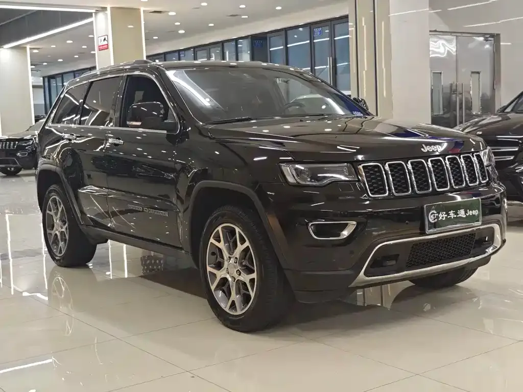 Jeep Grand Cherokee (Import) 2021 из CN, фото 7