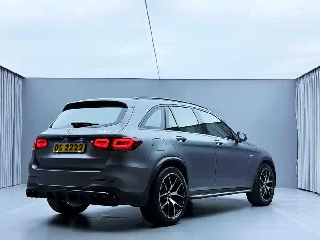 Mercedes-Benz GLC AMG — фото 7