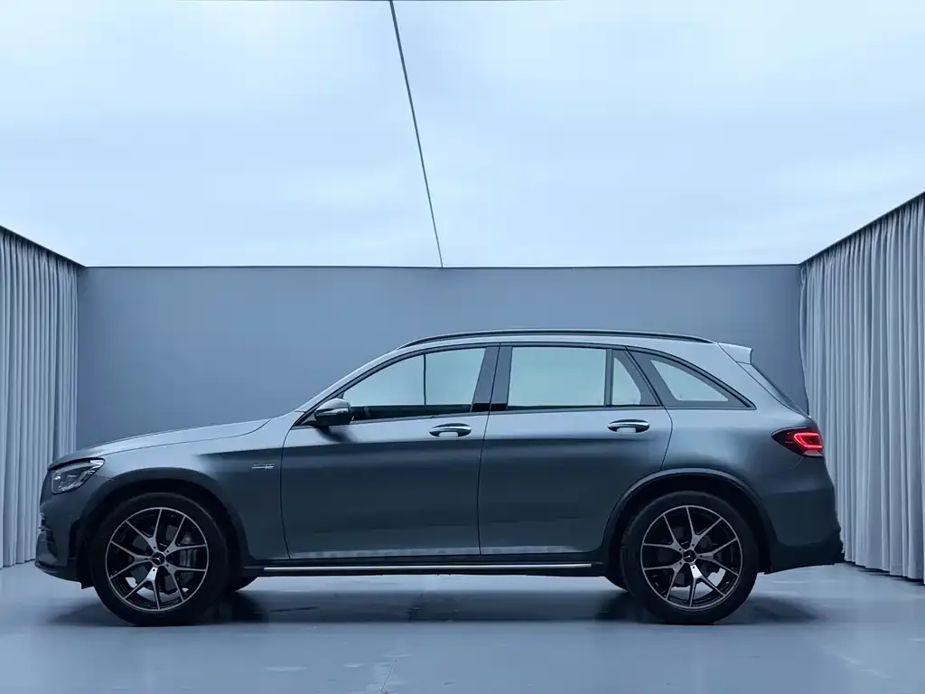 Mercedes-Benz GLC AMG — фото 6