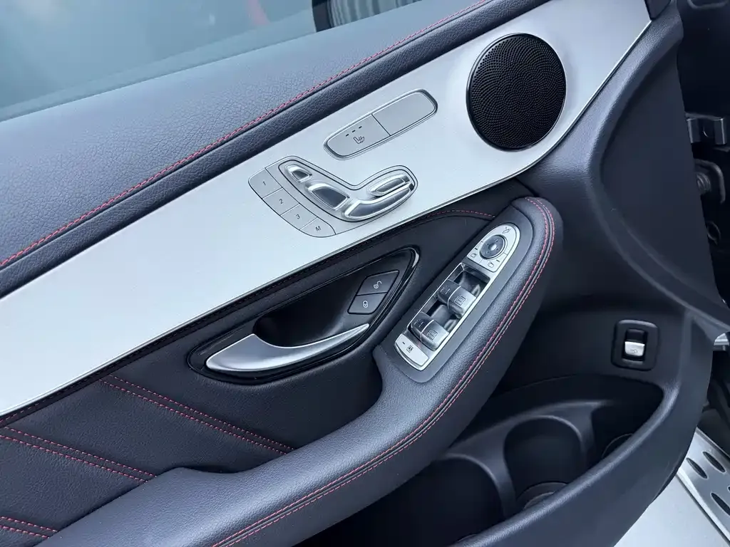 Mercedes-Benz GLC AMG — фото 5