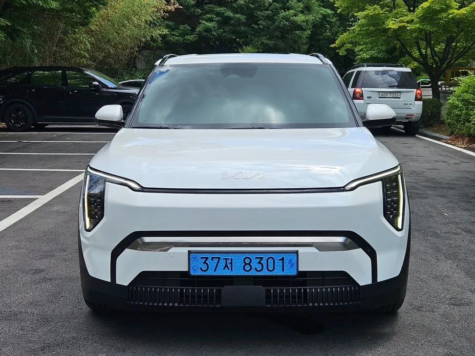 Kia EV3 — фото 1