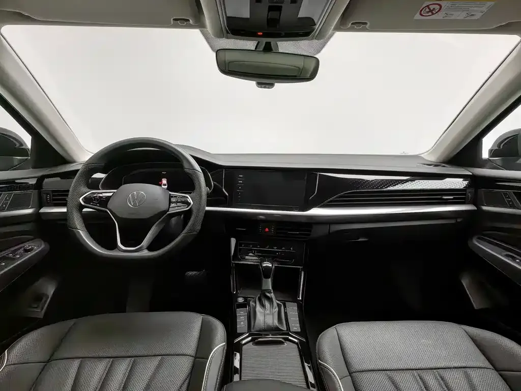 Volkswagen Passat — фото 7
