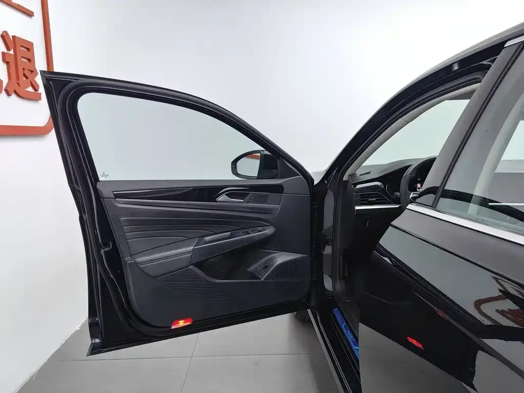 Volkswagen Passat — фото 5